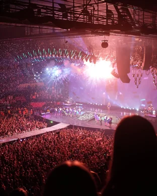 Q107 High School Reunion - Prom Edition